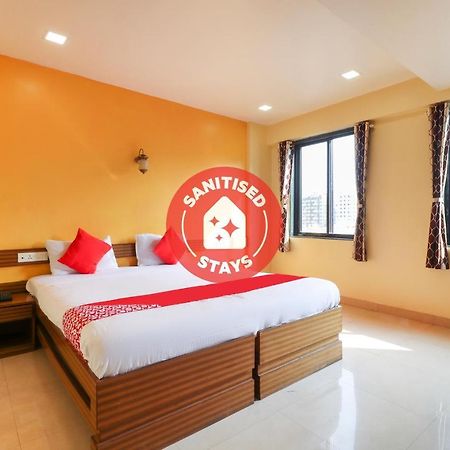 Oyo 10679 Hotel Nanashree Executive Vagholi Zewnętrze zdjęcie