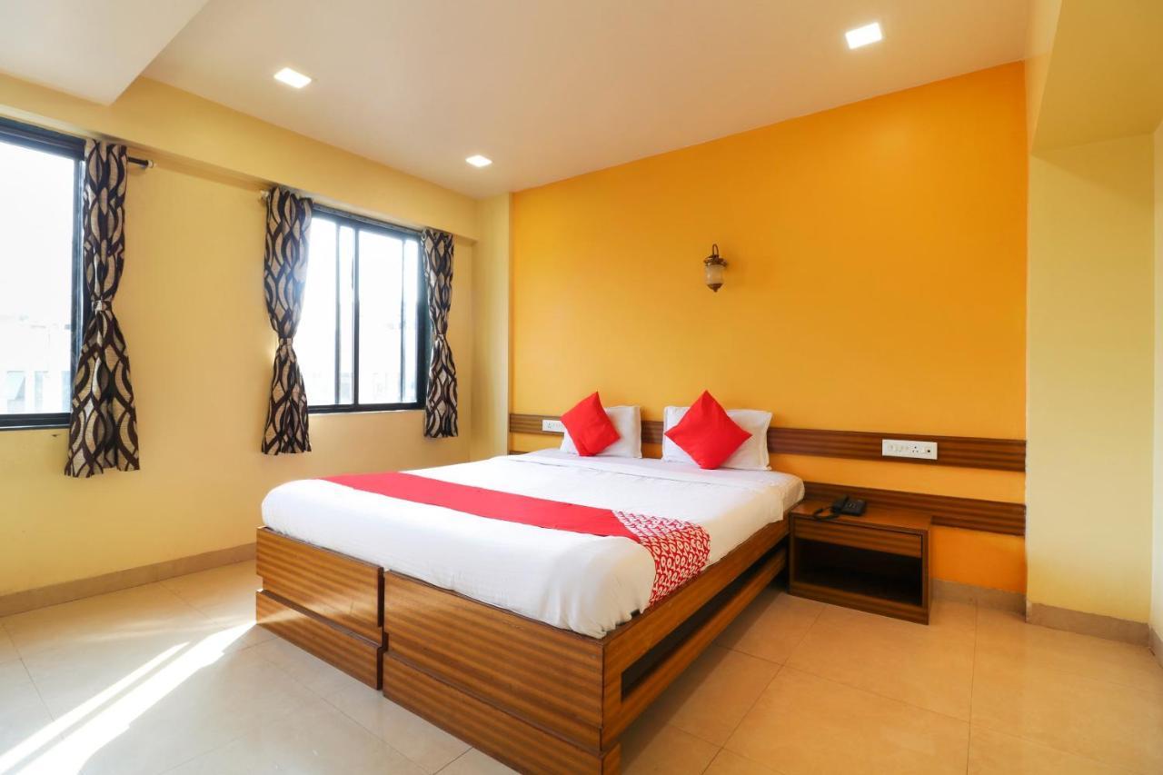 Oyo 10679 Hotel Nanashree Executive Vagholi Zewnętrze zdjęcie